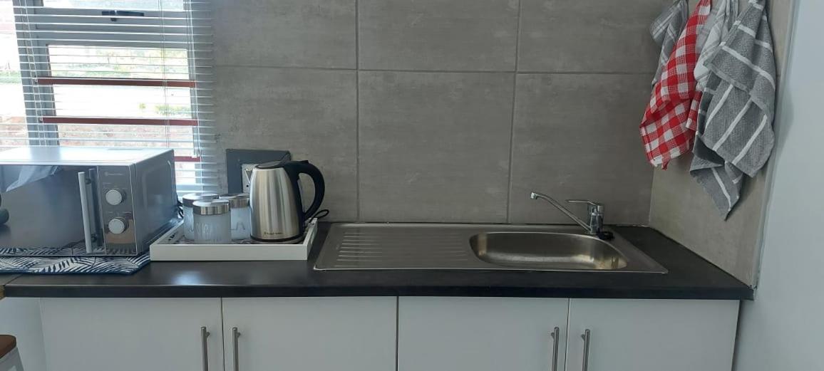 Graaff-Reinet Tj Self-Catering 아파트 외부 사진