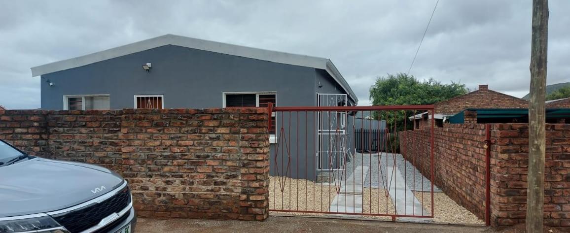 Graaff-Reinet Tj Self-Catering 아파트 외부 사진